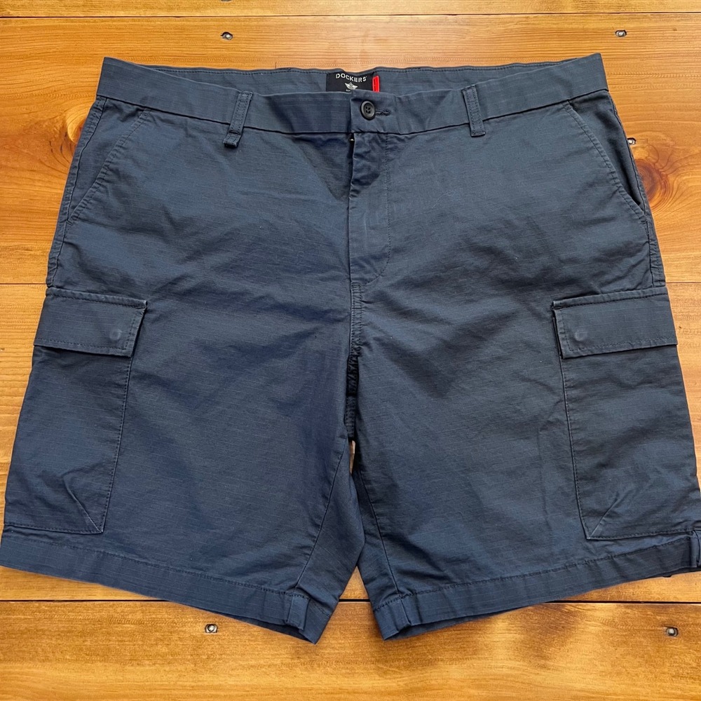 Dockers Tech Cargo Shorts Men's 38 Navy Blue Stretch Performance Utility Pockets